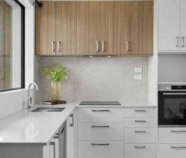 Modern Home - Photo 4
