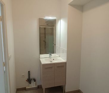 Location Appartement 2 pièces 42m² NICE 06300 - Photo 5