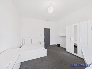 Southfield Road, Middlesbrough - Photo 4