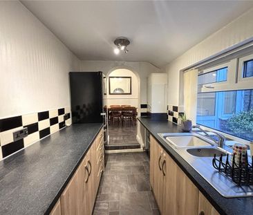 3 bedroom terraced house to rent - Photo 5