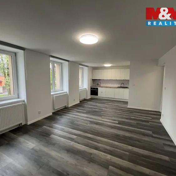 Pronájem bytu 1+kk, 72 m - Fotografie 1