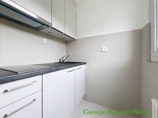 Renovated studio on the 8th floor - Pierrier 5 group tour on 13.11.2025 at 9h00 - Photo 1