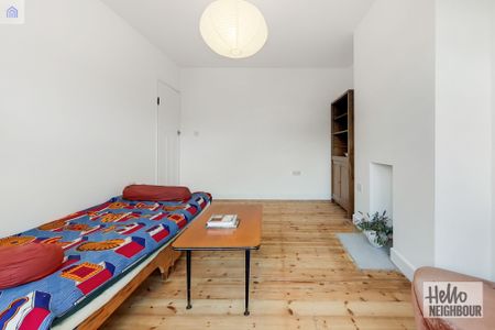 Byards Croft - Photo 4