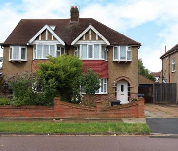 3 bedroom semi-detached house to rent - Photo 3
