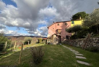 Porzione di bifamiliare in affitto