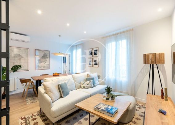 2 bedroom luxury Flat for rent in Madrid, Spain - Photo 1