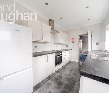 4 bedroom terraced house to rent - Photo 2