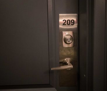 For Lease - 10462 Islington Avenue Unit# 209, Vaughan, Ontario - Photo 2