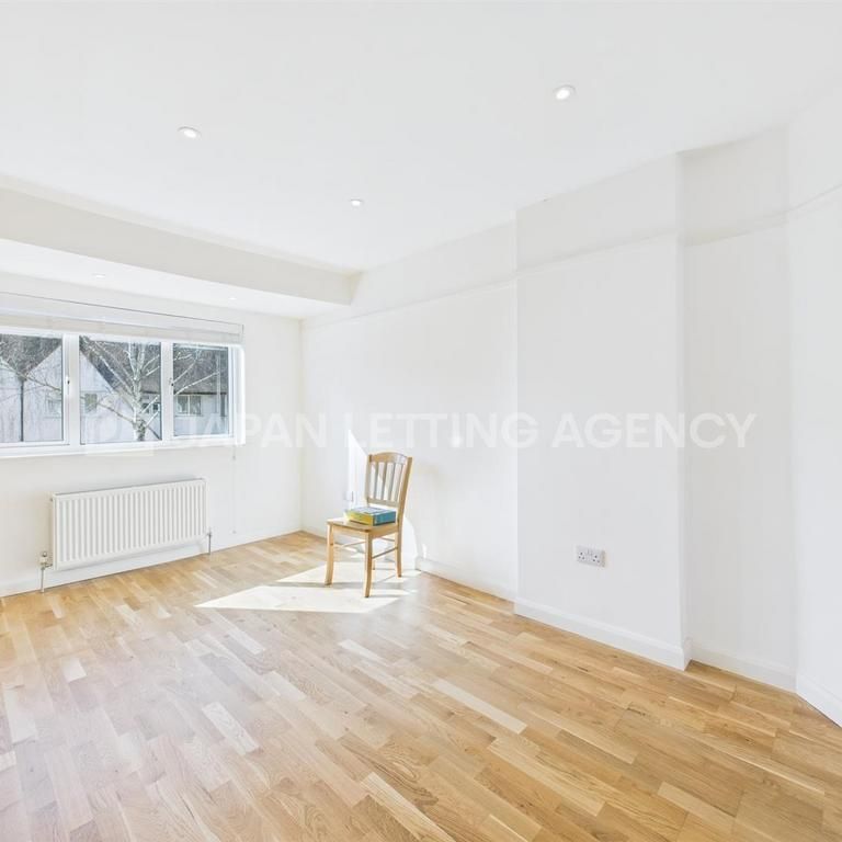 3 bedroom end of terrace house to rent - Photo 1