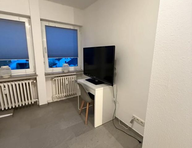2 ZKB teilmöbliert ab 01.11. - Photo 1