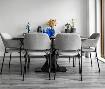 2 bedroom penthouse to rent - Photo 2