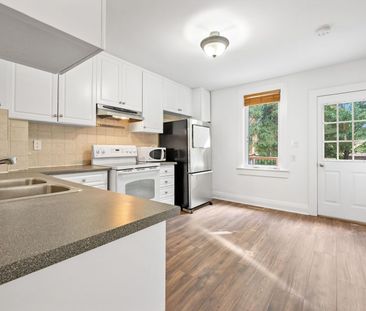 For Lease - 69 Rockcliffe Boulevard Unit# Main Floor, Toronto, Ontario - Photo 1