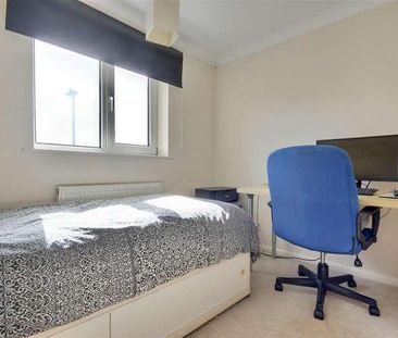 Coltsmead, Portsmouth, PO6 - Photo 5