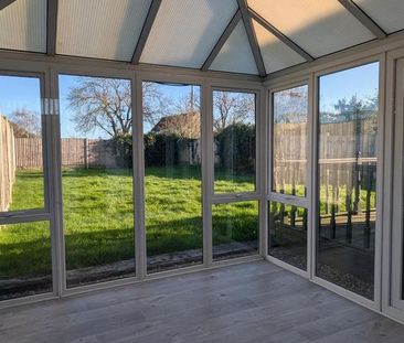 3 bedroom semi-detached house to rent - Photo 1