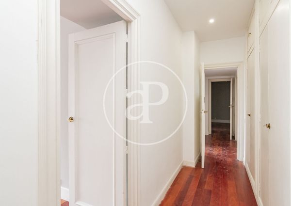 Flat for rent in Jose Ortega y Gasset