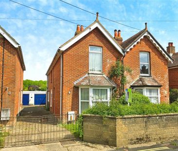 3 bedroom semi-detached house to rent - Photo 5