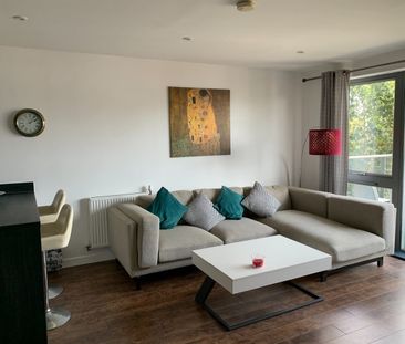 Room in a Shared Flat, Felix Point, E14 - Photo 4