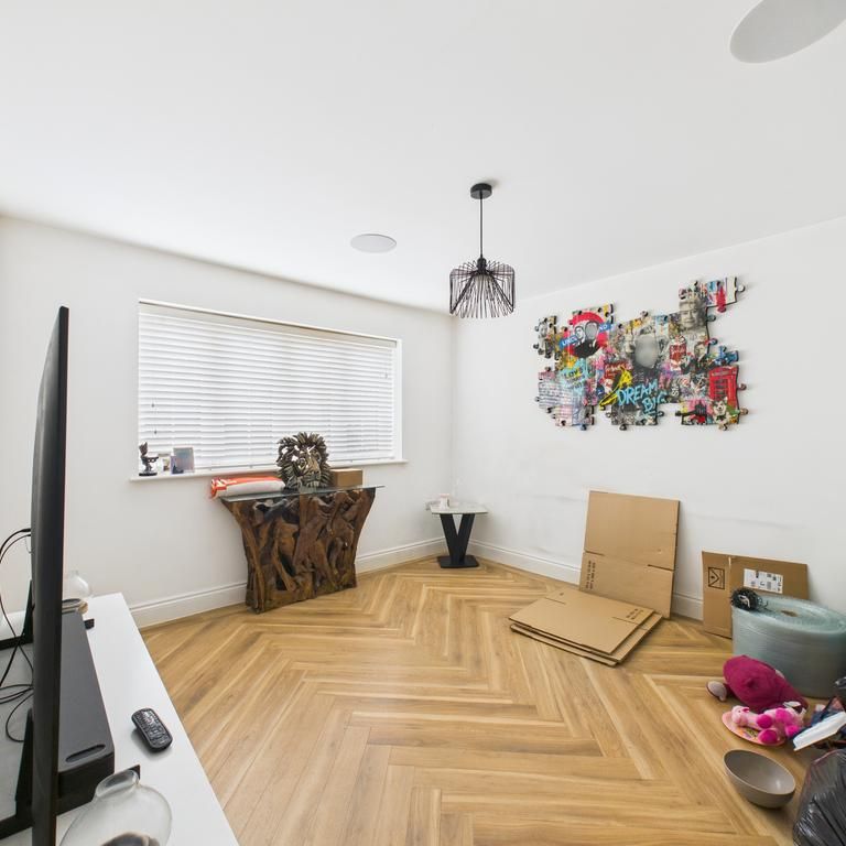 4 bedroom semi-detached house to rent - Photo 1