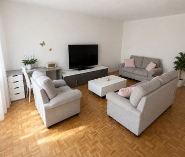 3.5-Zimmer-Wohnung im 1.OG mit Balkon - Photo 1