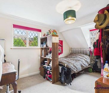 South Lynn Drive, Upperton, Eastbourne, BN21 - Photo 6