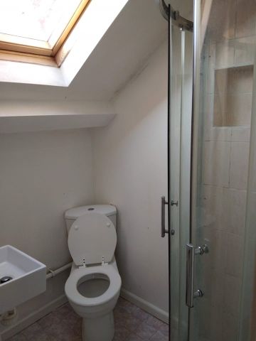 4 Bed Terraced House, Humber Avenue, CV1 - Photo 2