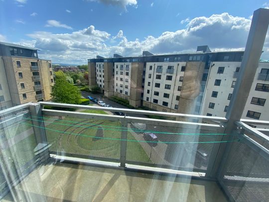 3/18 Hawkhill Close, Edinburgh, EH7 6FD - Photo 1