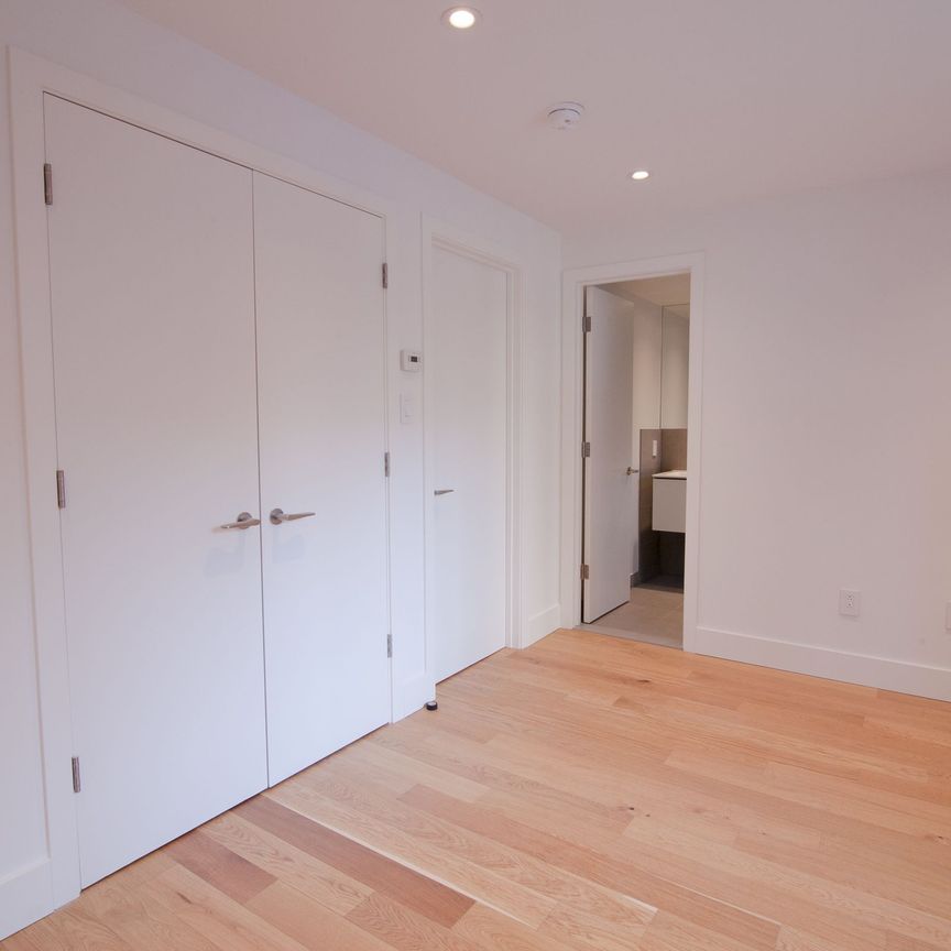 3421 Rue Drummond - Photo 1