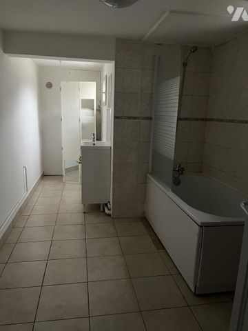Location appartement - DOURGES - Photo 5