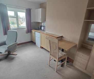 1 bedroom house of multiple occupation to rent - Photo 6