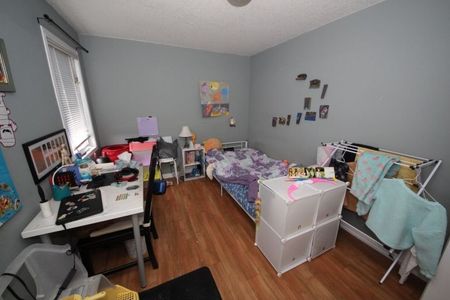 For Lease - 119 Max Becker Drive, Kitchener, Ontario - Photo 2