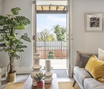 2 bedroom flat to rent - Photo 2
