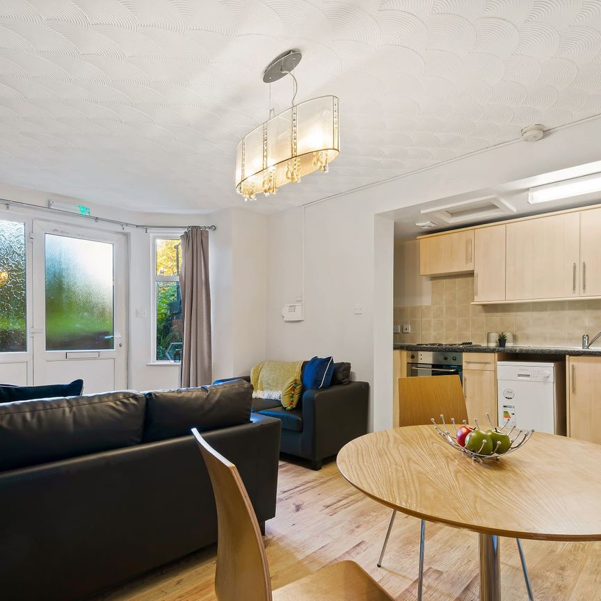 236 VINERY ROAD Leeds - LS4 2LA - Photo 1