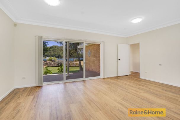 3 BEDROOM BEACHFRONT BEAUTY - Photo 1