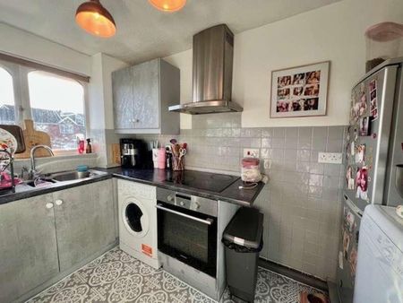 Howard Close, Waltham Abbey, EN9 - Photo 5