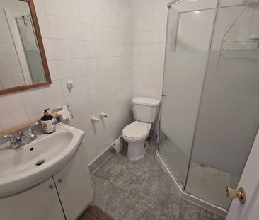 For Lease - 40 Lillooet Crescent Unit# Basement, Richmond Hill, Ont... - Photo 4