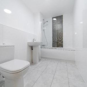 105 Queen Street, City Centre, Sheffield, S1 - Photo 1