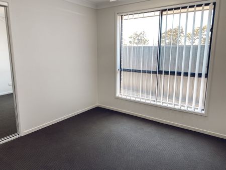 4 BEDROOM DUPLEX - Photo 2