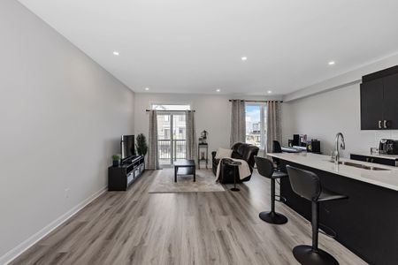 For Lease - 703 Confluence Walk, Orleans - Cumberland and Area, Ontario - Photo 2