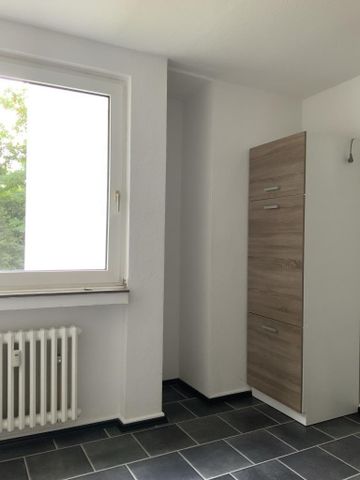 3-Zimmer-Wohnung mit Balkon in Gelsenkirchen-Scholven mieten - Photo 2