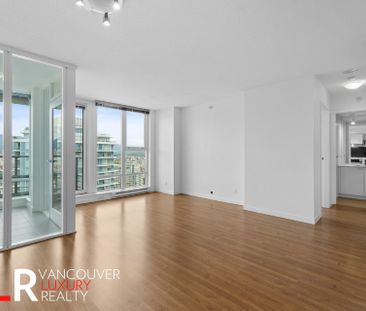 Condo in Downtown Vancouver, BC - Photo 2