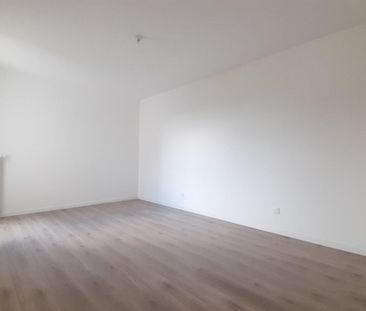 Location Appartement 3 pièces 65m² BROU SUR CHANTEREINE 77177 - Photo 2