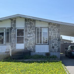 Bungalow à Louer - Photo 2