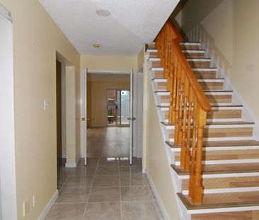 For Lease - 158 Toba Crescent, Brampton, Ontario - Photo 6
