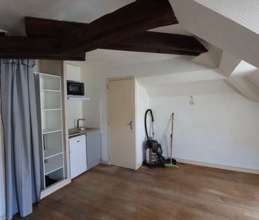 Location Appartement 1 pièce 19m² LA CHARITE SUR LOIRE 58400 - Photo 1
