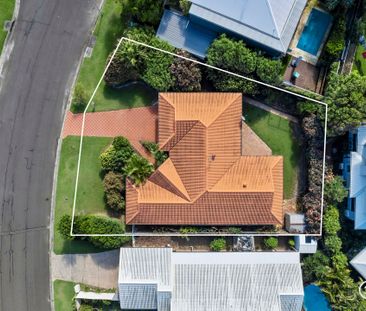 Amazing Renovated Family Home - $1050 Per Week - Unfurnished - Photo 4