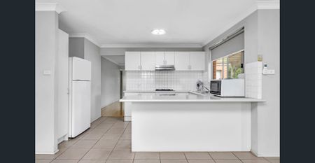 Situated on a cul-de-sac, Ready to Move-in! - Photo 3