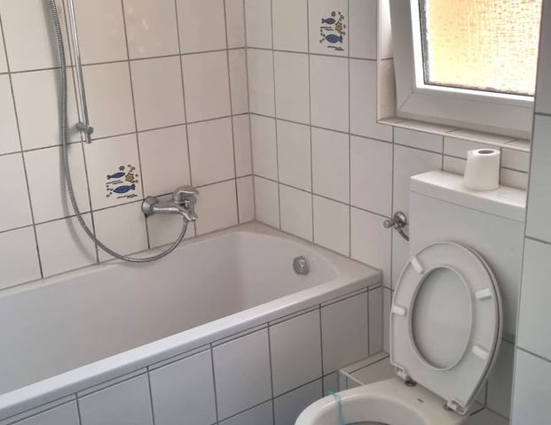 Großzügige 3-Zimmer-Wohnung mit Tageslichtbad! - Photo 1