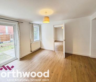 3 bedroom terraced house to rent - Photo 4