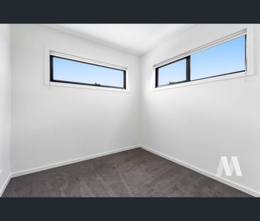 20 Ballycarrane Street, Woodstock, Vic 3751 - Photo 3