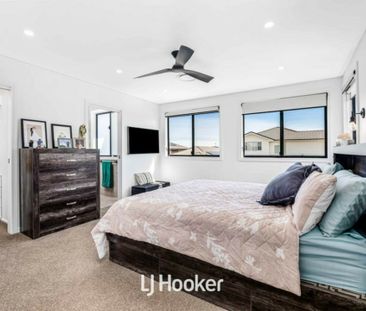 Stunning Family Home - Great Location! - Photo 6